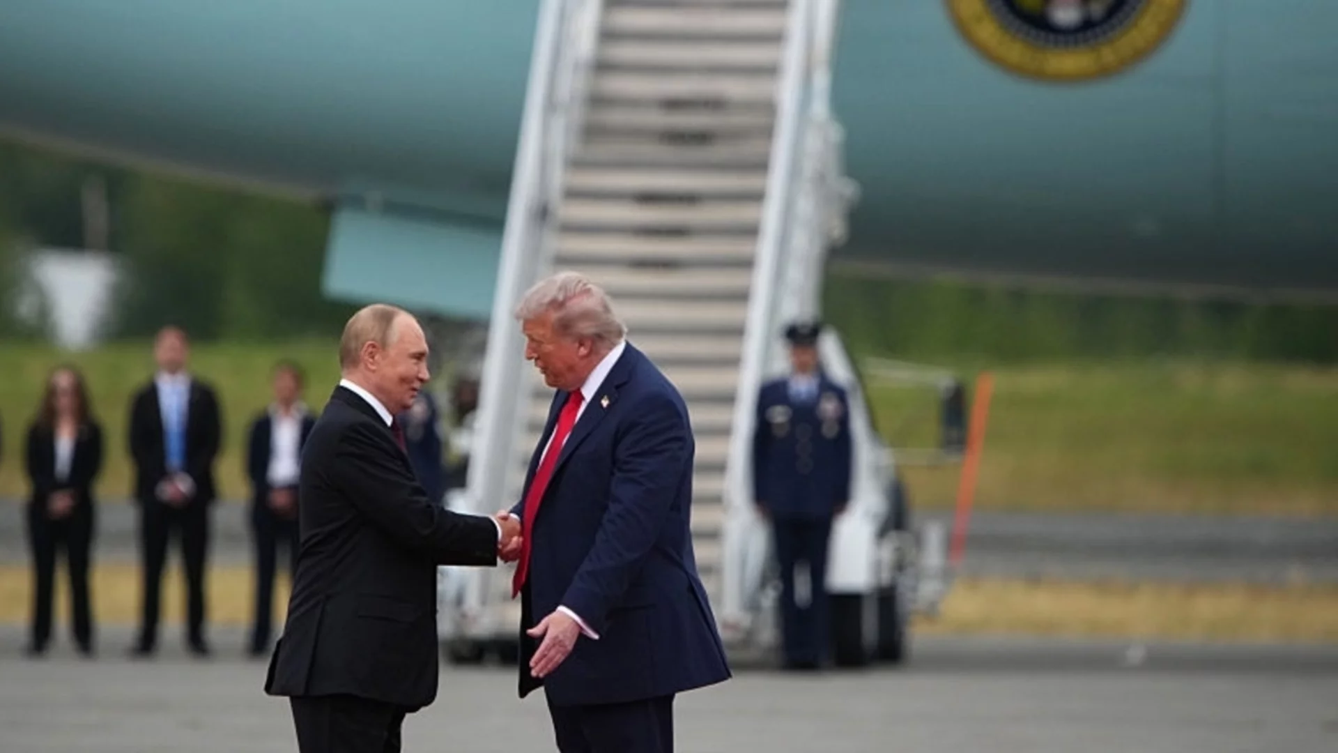 България ще отвори въздушното си пространство за Путин, ако той поиска