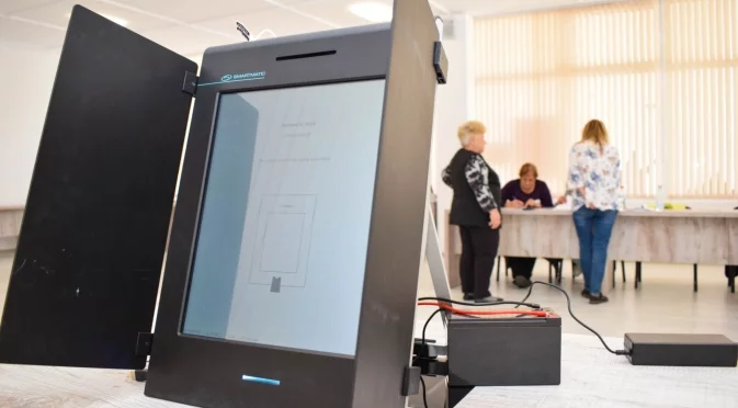 Нови съмнения за изборните резултати в Пазарджик: Промени след ново въвеждане на протоколи