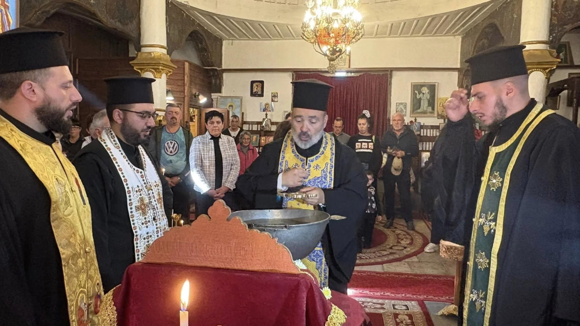 Откриха Неделно училище в Самоков