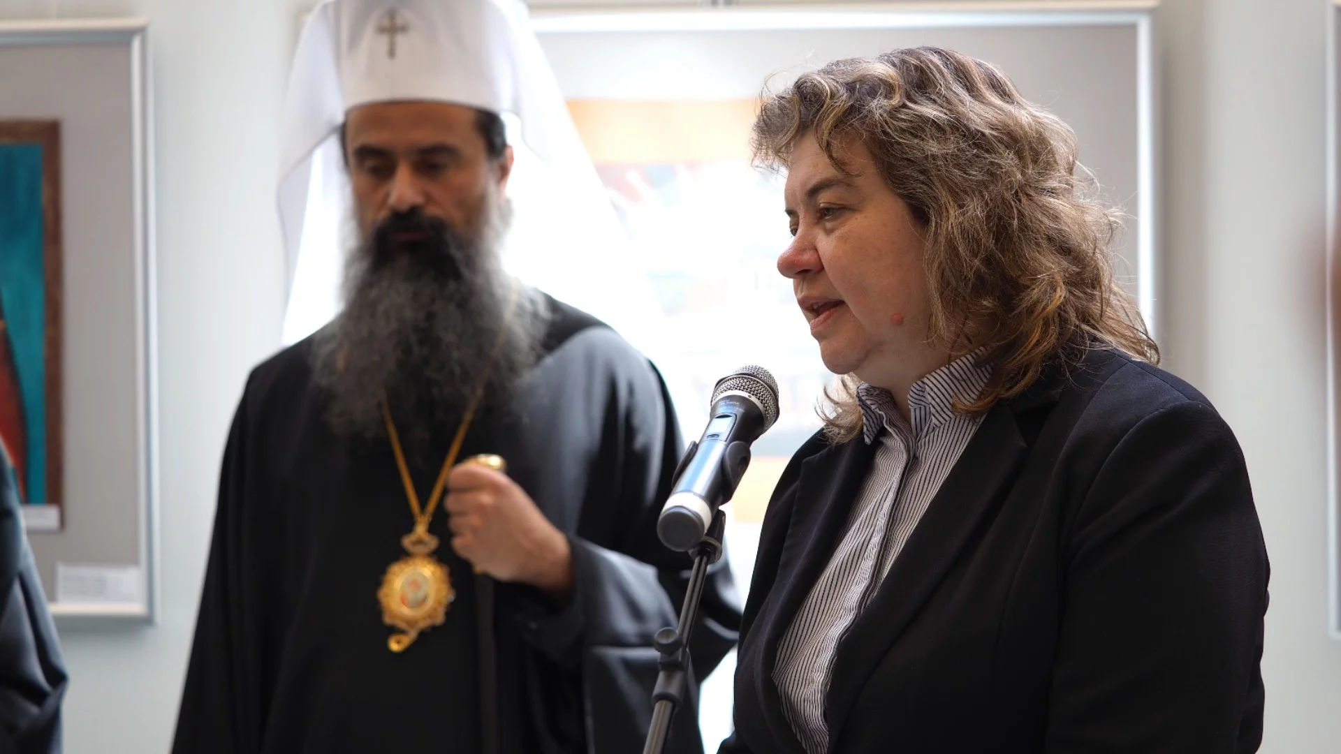 "Снима се на празника черешата, на празника на сливата": Киселова каза сърди ли се на Борисов (ВИДЕО)