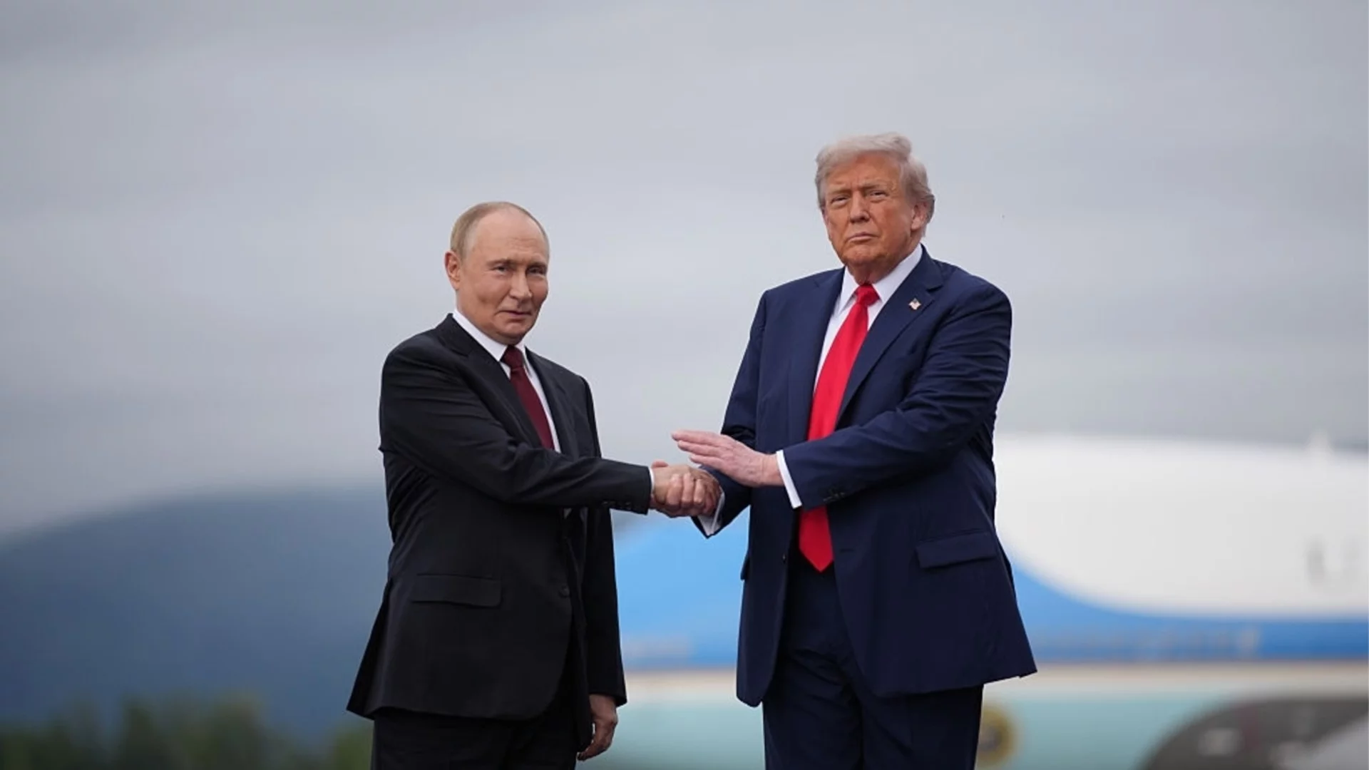 Провалената среща на Тръмп с Путин повлия на цената на петрола