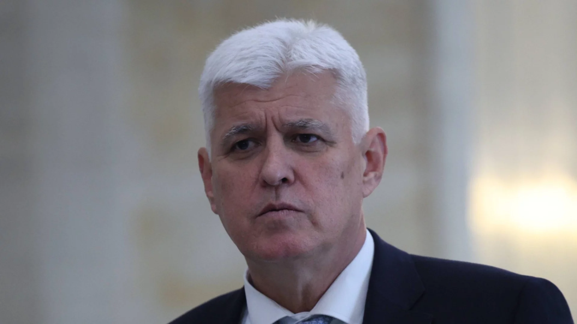 На комисия: Ветото на Радев за ДАНС не успя, от президентството се тревожат за премиера