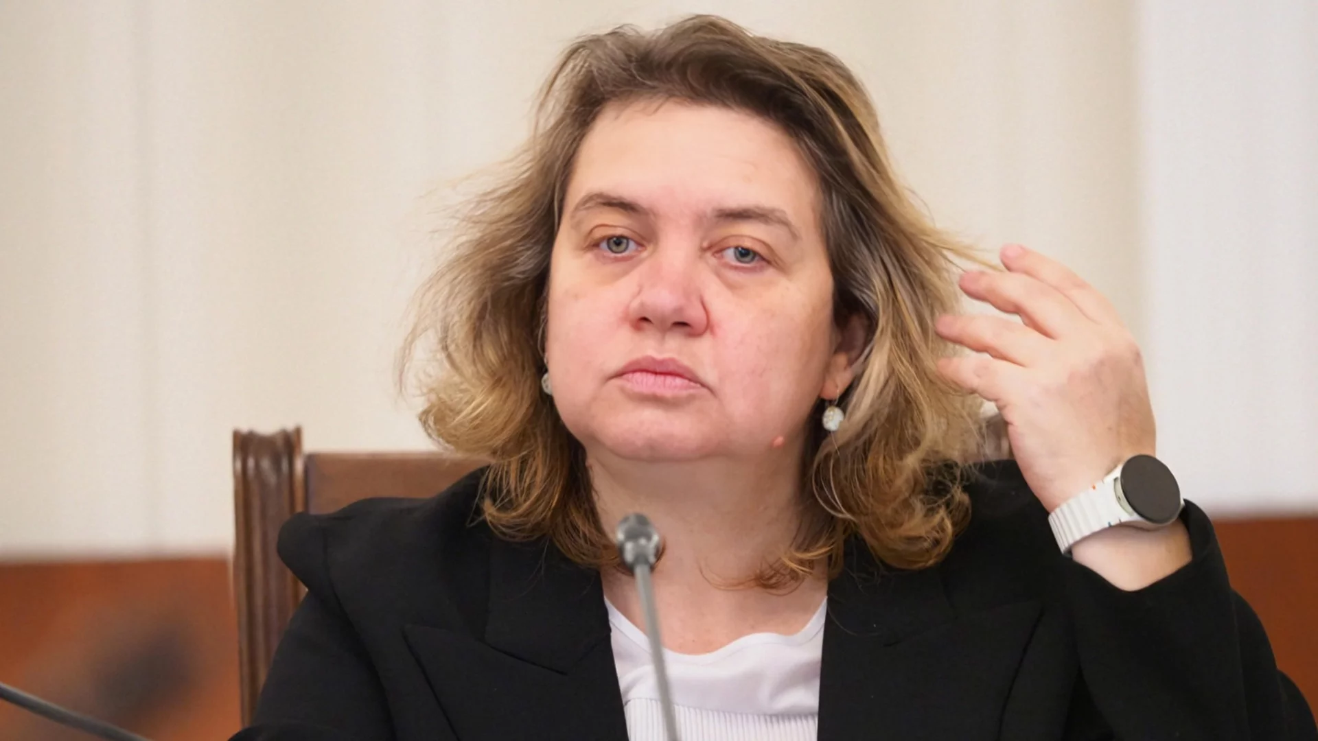 Ще има ли ротация: Партньор на БСП намекна, че Киселова може да бъде сменена