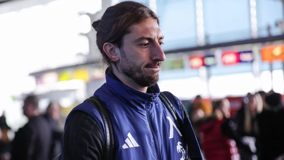 Разкритие: Най-добрият в Левски извива ръцете на Наско Сираков и шефовете?