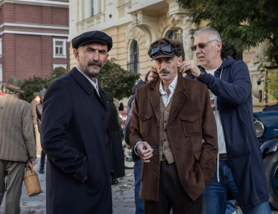 Магията на киното: Ексклузивни кадри от снимачната площадка на "Чамкория" (ВИДЕО)