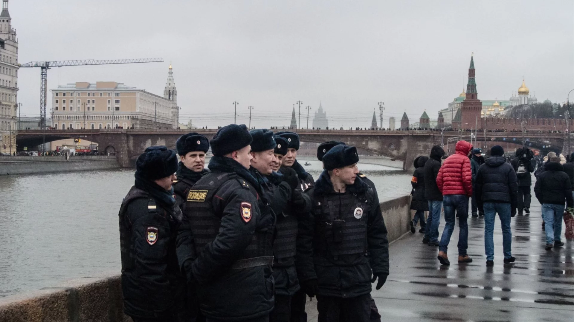 След боя в Москва: Задържаха над 80 души в Русия (ВИДЕО)