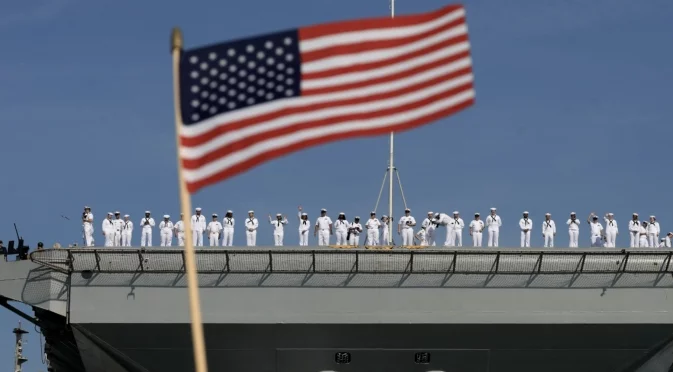 Американски военен кораб е на 10 км от Венецуела (ВИДЕО)