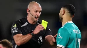 Титлата изглежда мираж - Ливърпул отнесе 3 "парцала" от абоната си