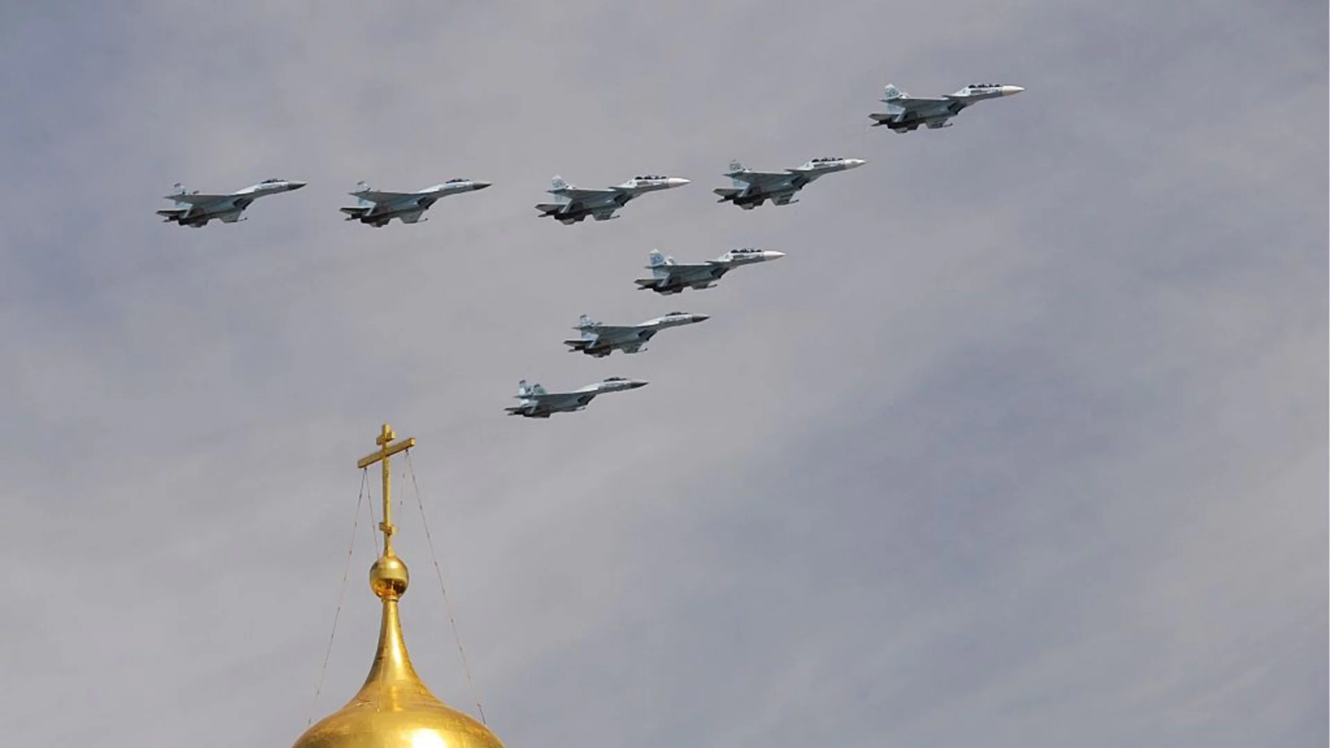 Под носа на Тръмп: Виетнам купува тайно изтребители от Путин