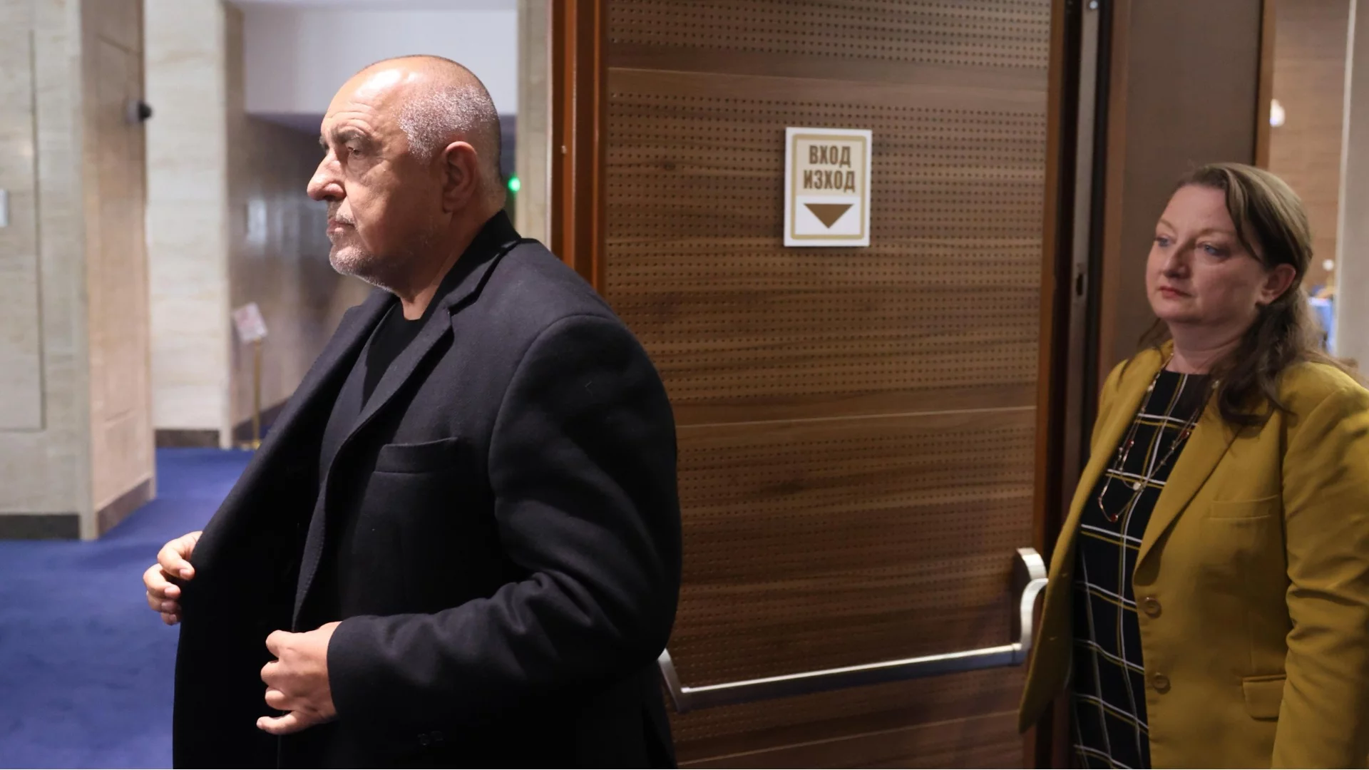 Предупреждение: "Ако властта продължава с корупционния образ, може да получи коктейл от протестни действия"