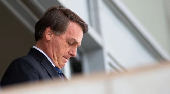 "Не му се лежи 27 г. в затвора": Болсонаро обжалва присъдата си