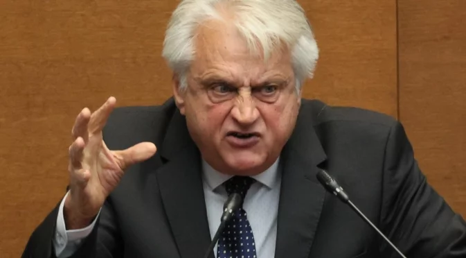 "Навили сте си го на пръста": Рашков се разсърди и напусна дебата за ДАР и ДАТО