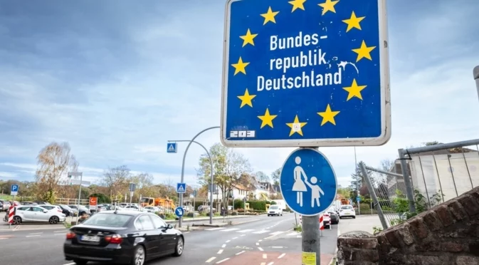 Резкият приток на нови украински бежанци предизвиква недоволство в Берлин и Варшава