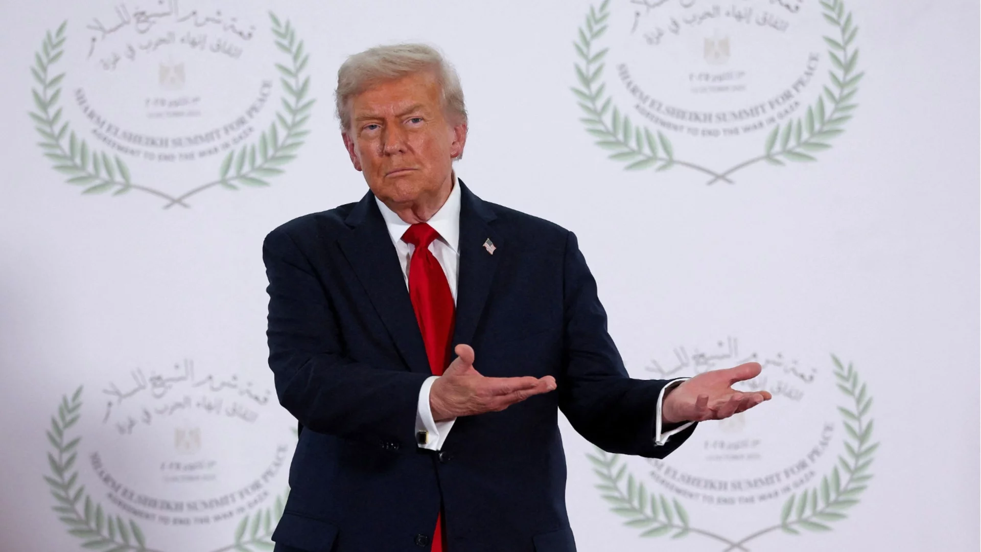 За търговски преговори: Тръмп пристигна в Южна Корея (ВИДЕА)