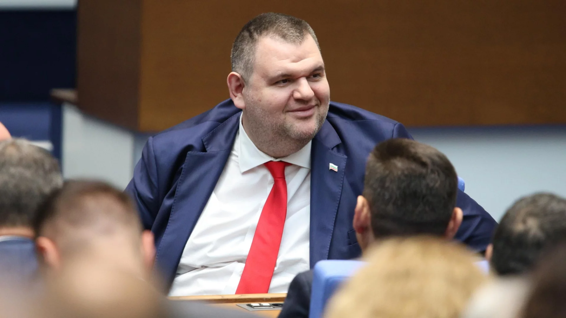 Управляващите пазят Пеевски от закон санкционирани по "Магнитски" да не заемат постове