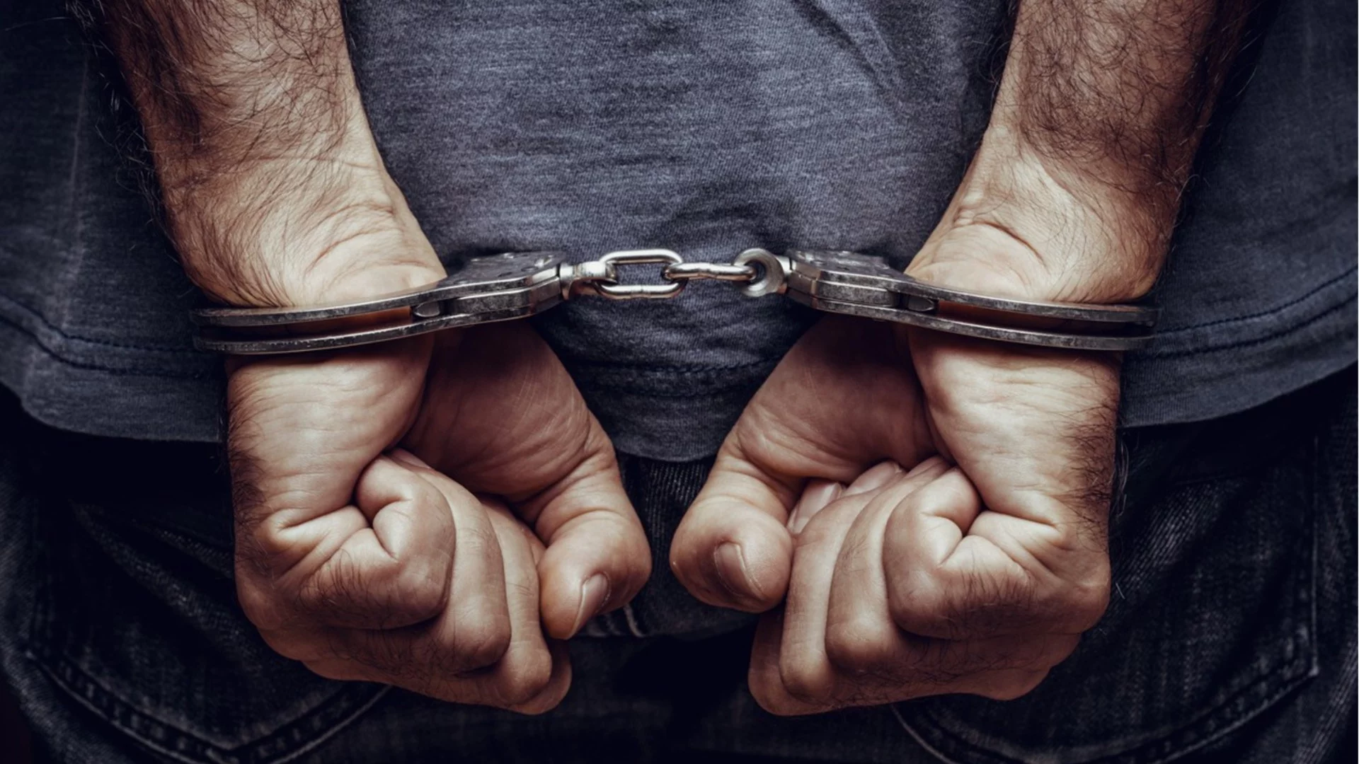 Задържаха 57-годишен мъж, убил майка си по особено жесток начин