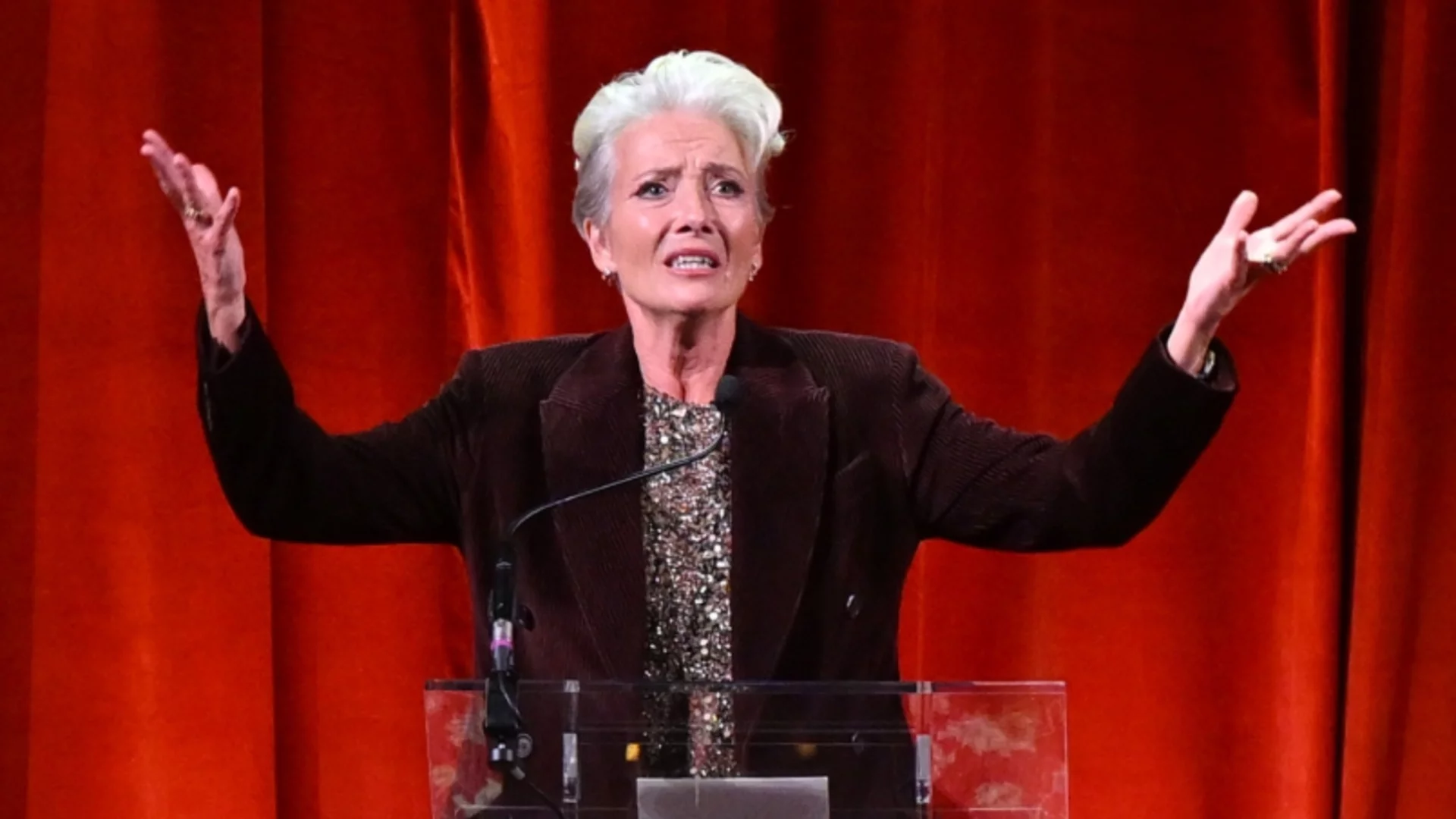 "Разкарай се!": Ема Томпсън в ежедневна битка с изкуствения интелект (ВИДЕО)