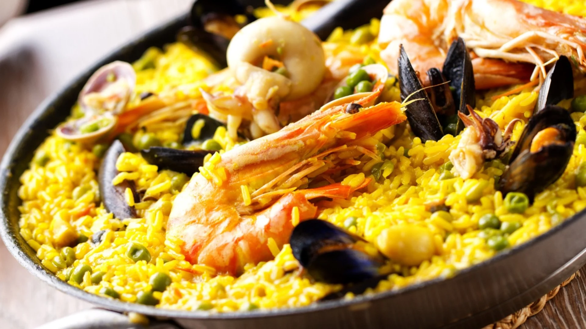 Знаете ли как трябва да се приготвя ориз за паеля