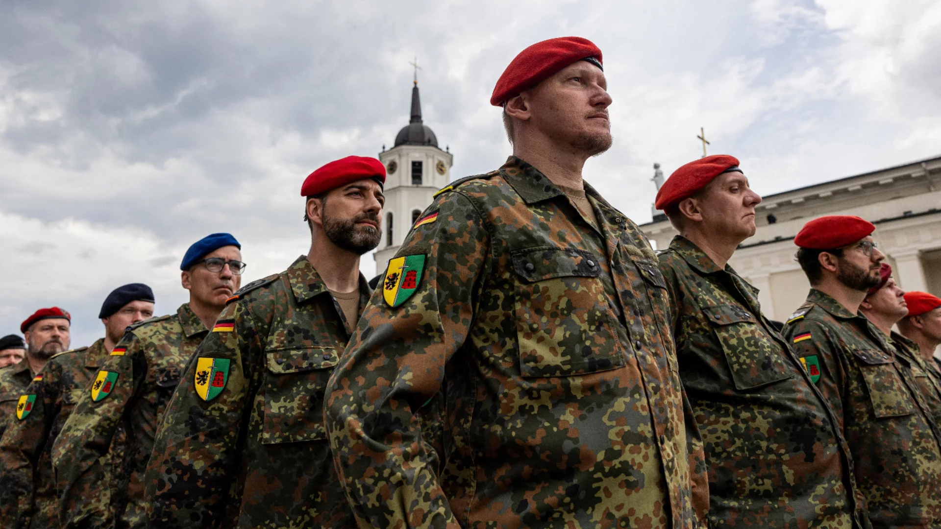 Надъхващо ВИДЕО за германската 45-та танкова бригада, която отиде в Литва