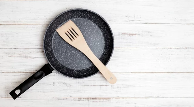 Знаете ли как се готви без да слагаме мазнина на тигана