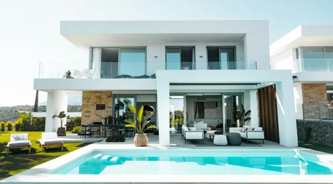 Апартаменти, къщи, офиси: Депутатите с имущество за над 12 млн. лв. (ГРАФИКИ)