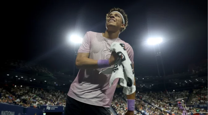 Още двама играчи си осигуриха място на Финалите на ATP, а световният №4 излетя от Мастърса в Париж