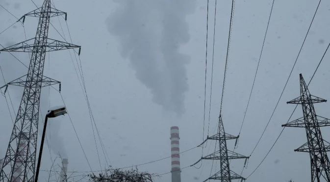 Русия бомбардира безспир Украйна, но без ток остана т.нар. ЛНР (ВИДЕО)