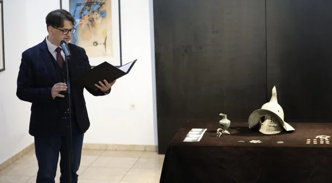 Незаконен договор за 100-200 лв. на театралната школа на министъра на културата: Кметът на "Изгрев" извади документи