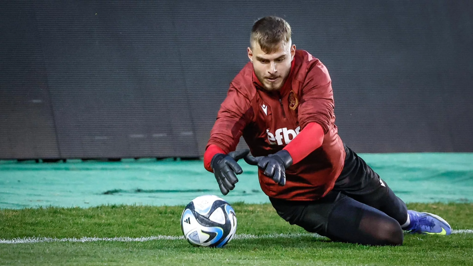 Светльо Вуцов пак е бил в БФС, разкриха какво е бъдещето му в националния отбор на България