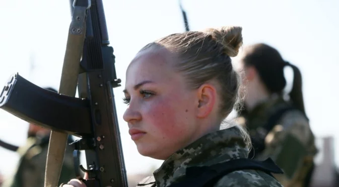 Военна служба за жените в Гърция от 2026 г.