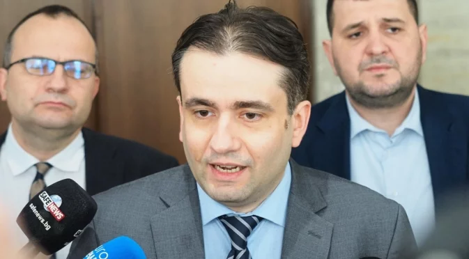 Божанов заговори за чадър над "Исторически парк" (ВИДЕО)