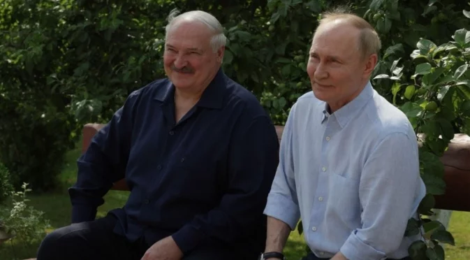 Лукашенко заплаши Европа с "Орешник": Ще седнем с Путин и ще нанесем удар