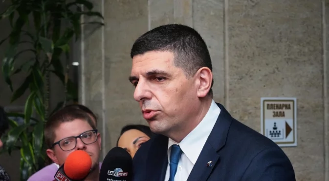 Мирчев: Тръмп отказа изключение за руския петрол на Унгария, след 21 дни спира рафинерията в Бургас (ВИДЕО)