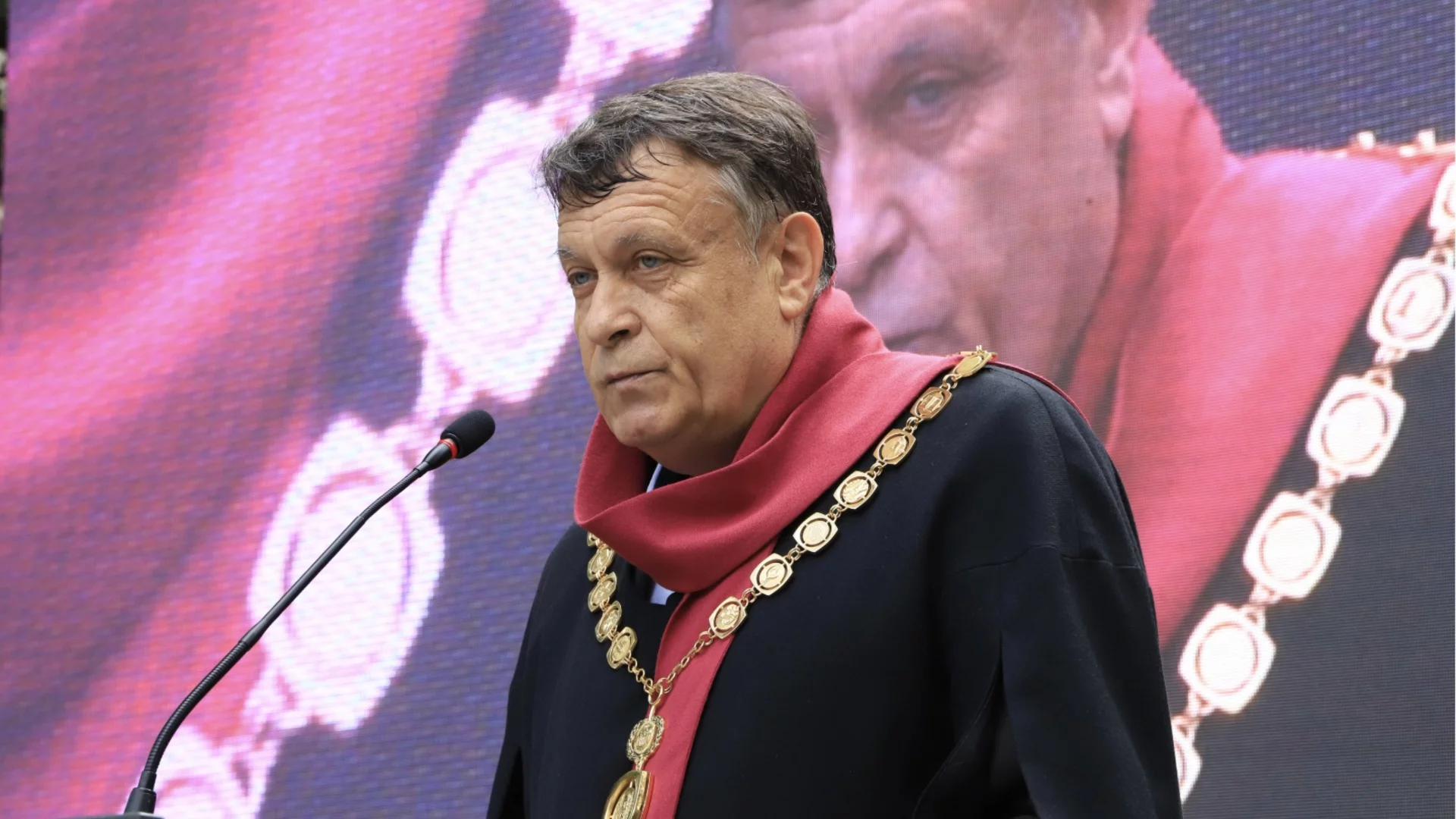 Ректорът на Софийския университет: Без памет трудно можем да вървим напред