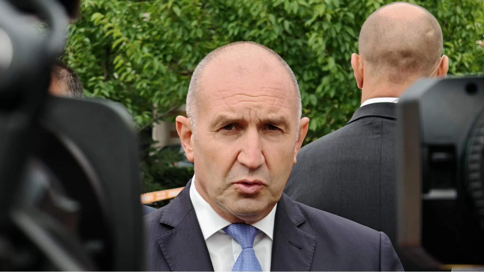 На Архангелова задушница Радев разкри ще направи ли собствена партия