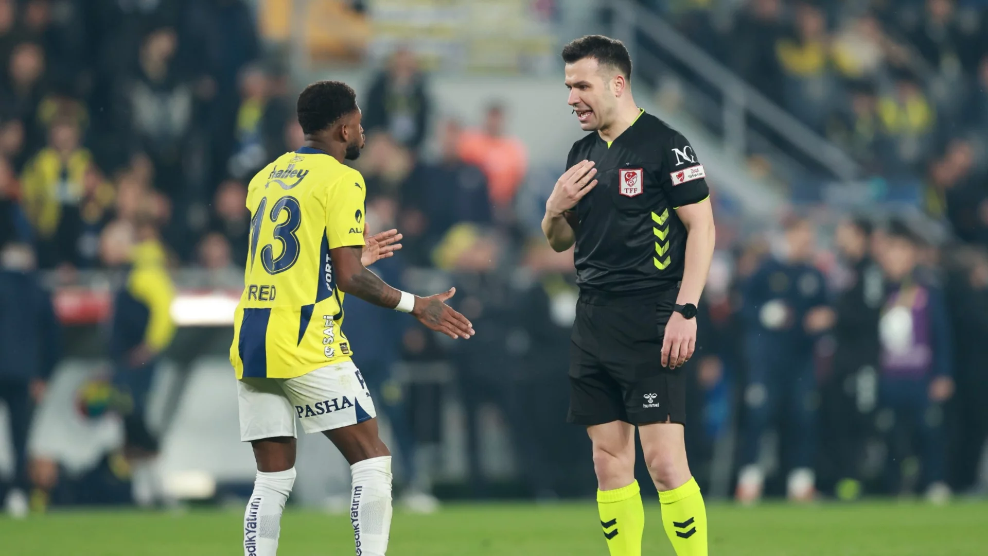 Съдия с 18 227 залога: В Турция взеха драстични мерки след скандала, паднаха главите на 149 рефери