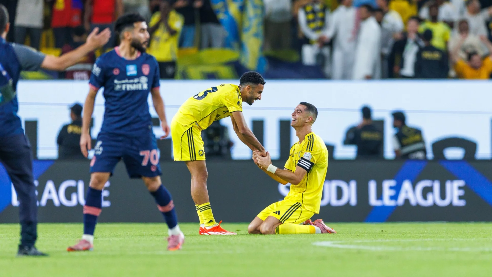 Дузпа на Роналдо в 104-тата минута спаси Ал Насър от сериозен гаф (ВИДЕО)