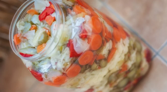  Сезонът на туршиите започва с по-високи цени на зелето и карфиола