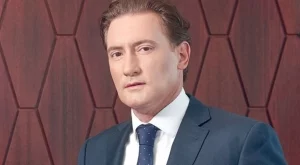 Над 100 души на опашката: Огромен интерес към милионите в Лудогорец