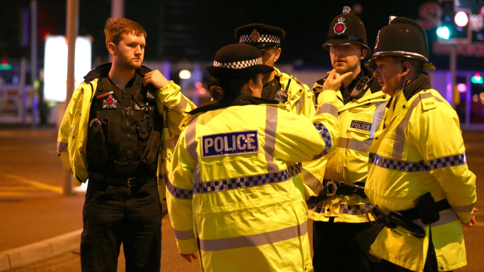 "Имаше кръв навсякъде": Въоръжена атака във влак за Лондон (ВИДЕО)