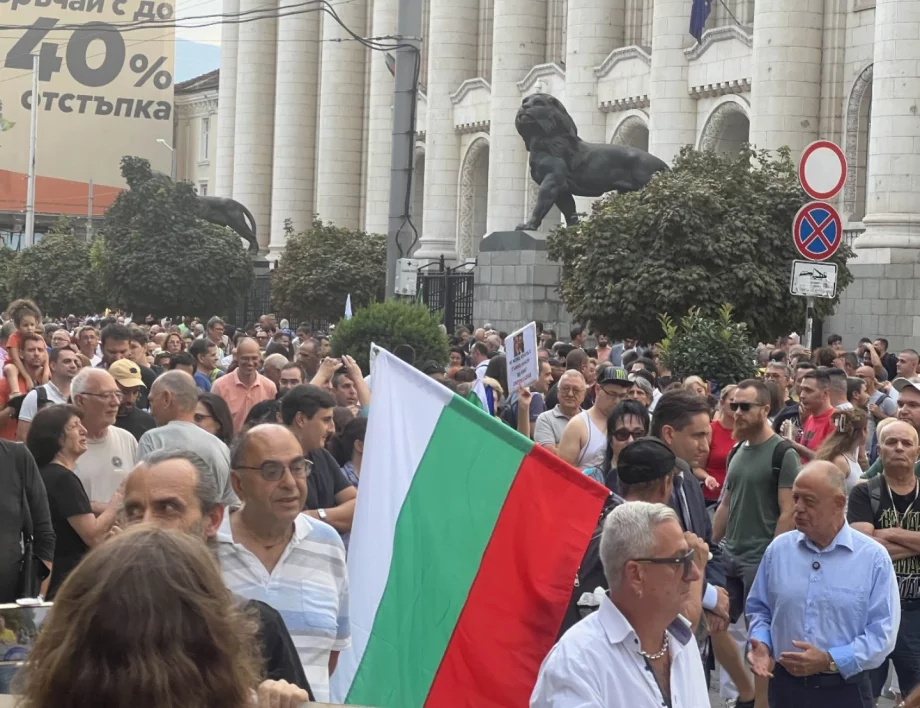 За законите в България, признание от депутат: Променяме ги невинаги правилно