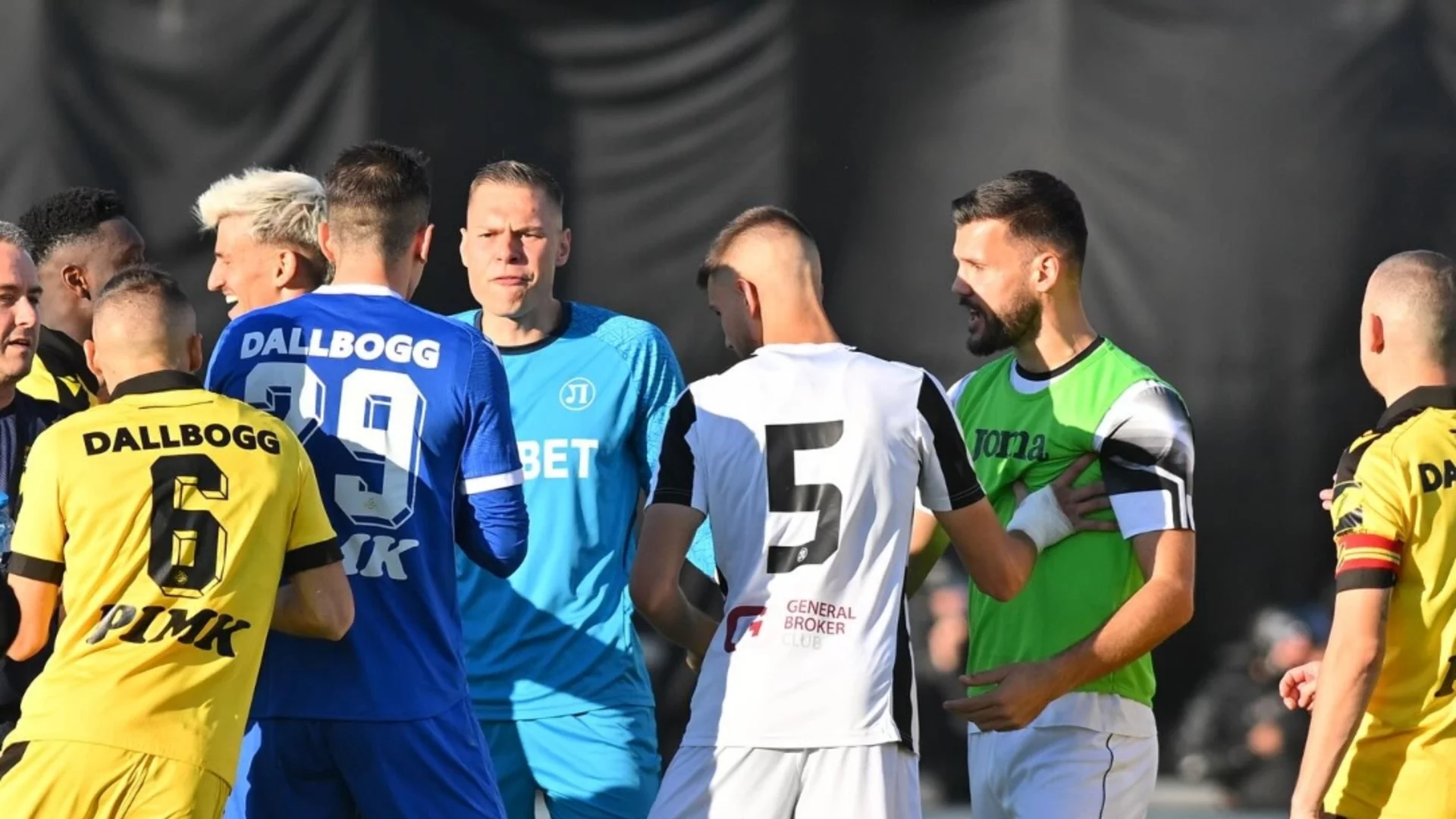 Венци Стефанов даде своето решение за пловдивското дерби и отсече: Виновен все ще е Георги Иванов