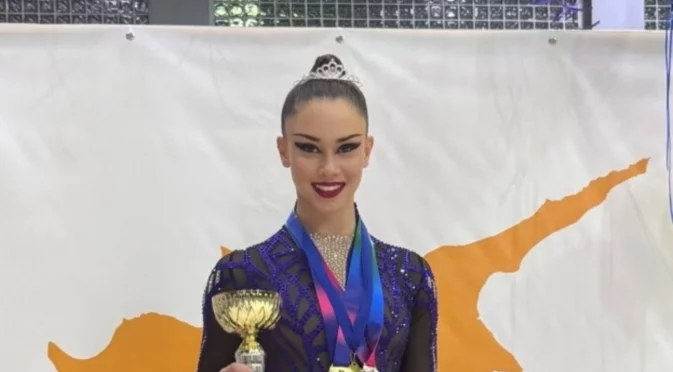 Прекрасно! Титла и още два медала за българска грация на престижен турнир по художествена гимнастика