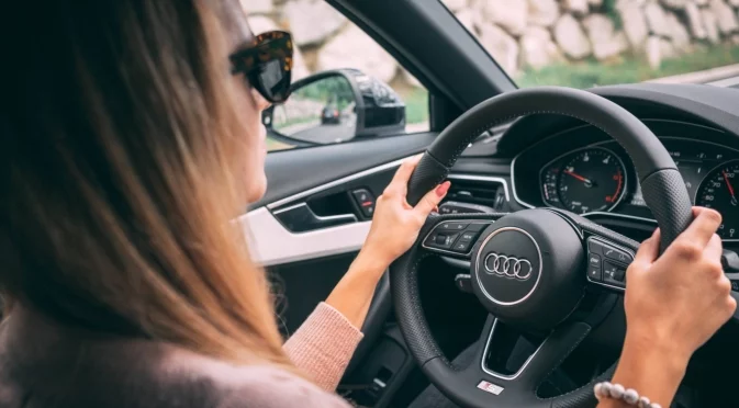 Три навика, които могат да ви убият, докато шофирате – отървете се от тях незабавно