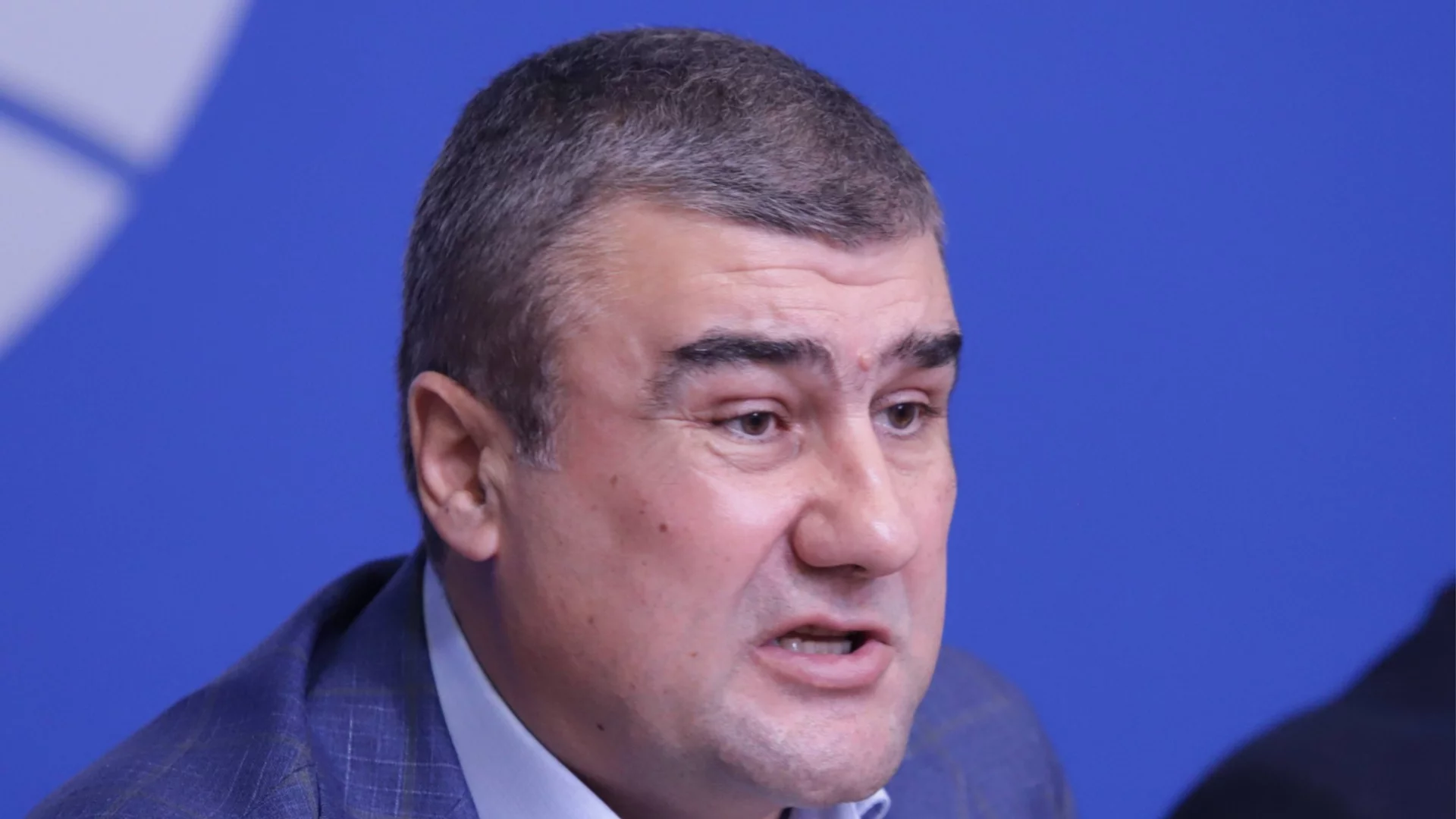 Димитър Зоров: Ваксинацията срещу шарка при животните е пагубен процес, който не работи