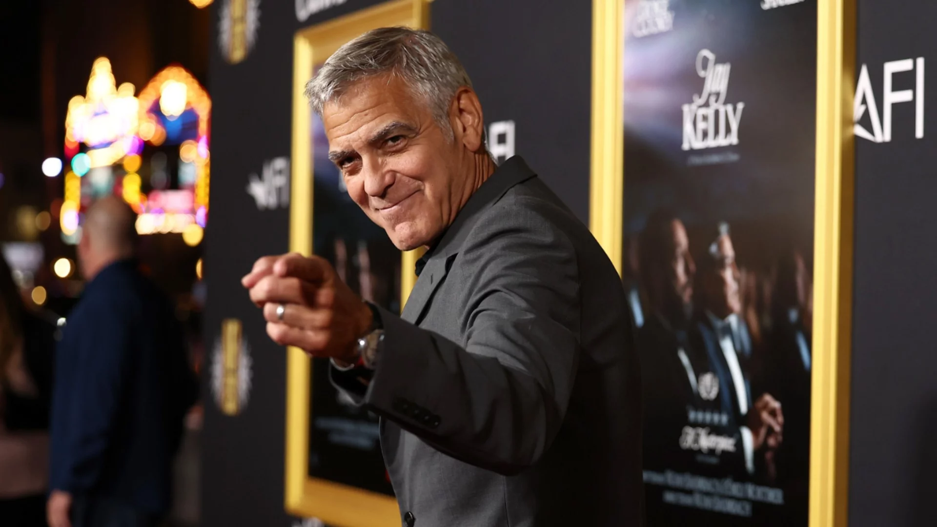 Джордж Клуни нарече Камала Харис "грешка"