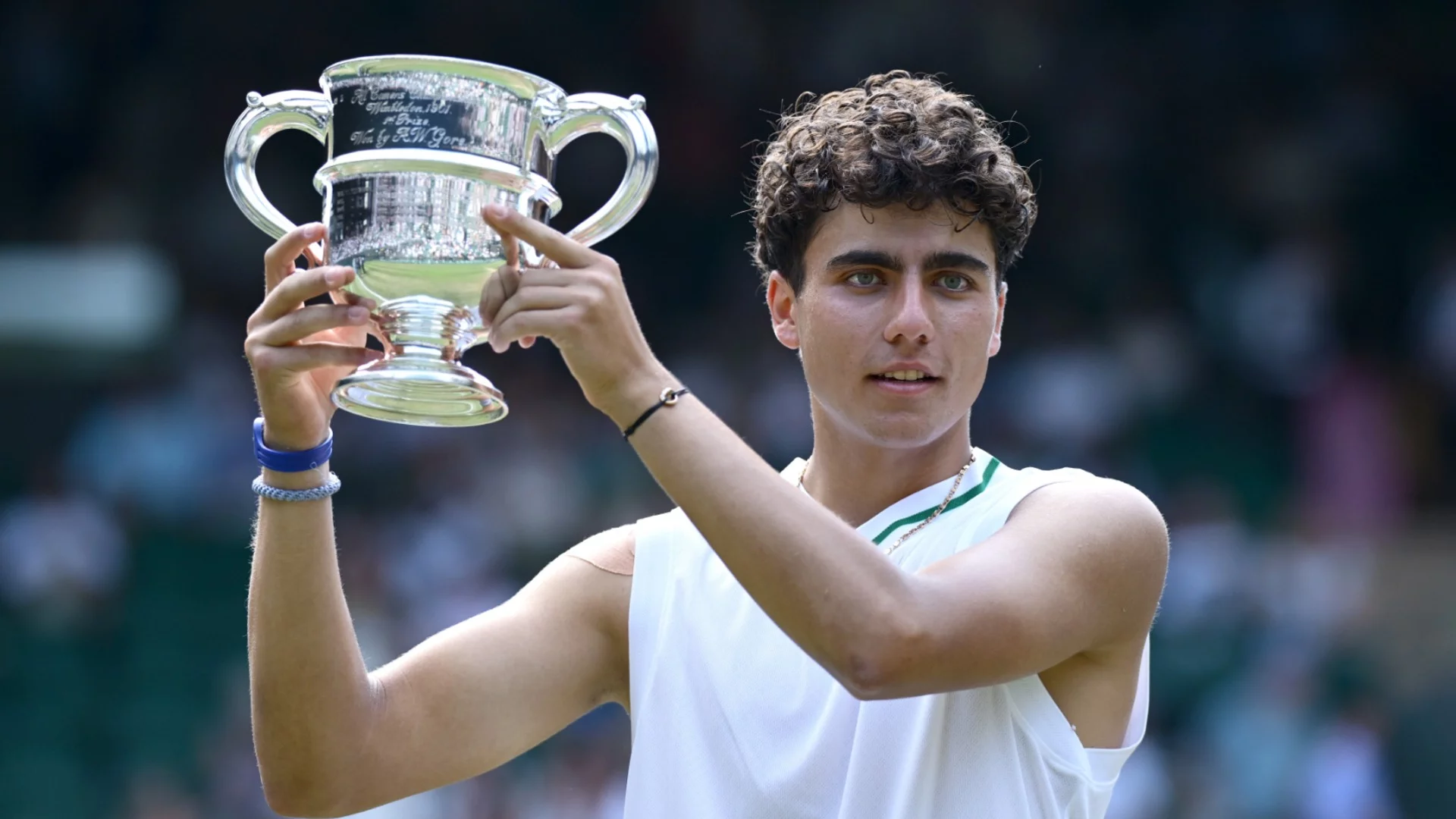 Българският талант Иван Иванов тренира с трикратен шампион от Големия шлем преди важен турнир