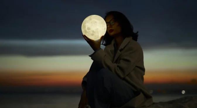 Пълнолуние в Телец на 5 ноември: Какво ни очаква