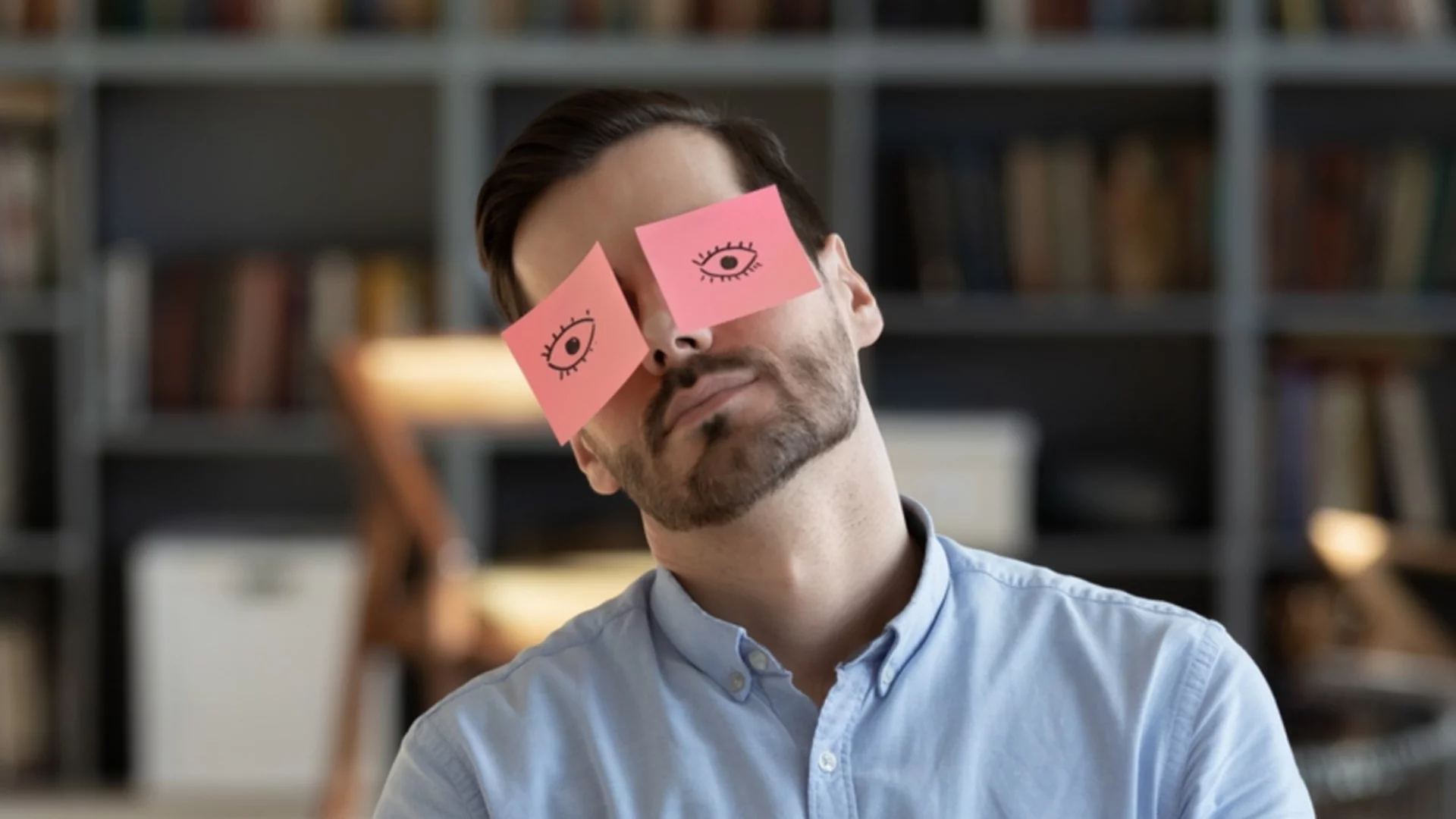 Може да спите, без да знаете: Ето как мозъкът си взема "тайна дрямка"