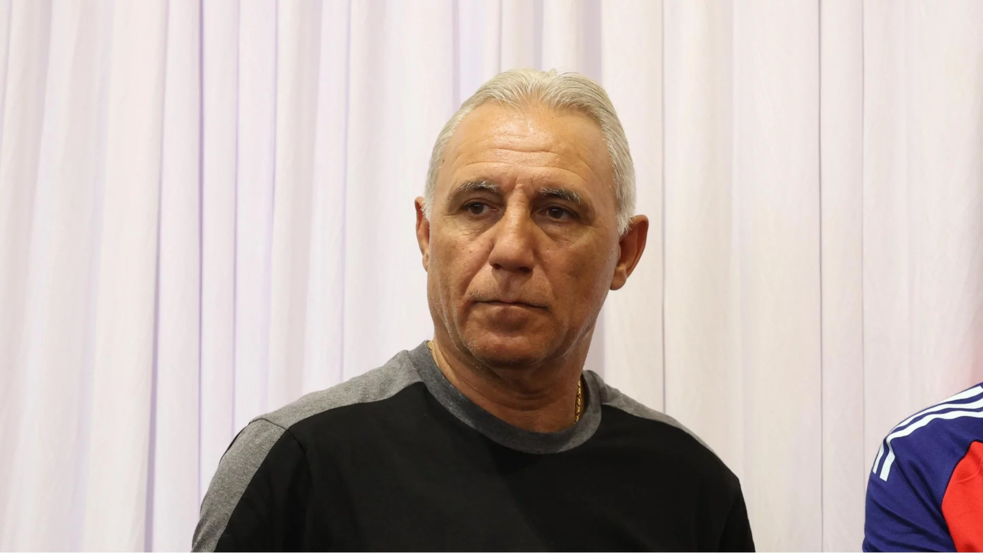 Христо Стоичков претърпя операция